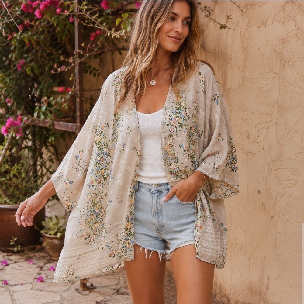 Matilda Jane Kimono Wrap Womens XS/S Tan Floral Rayon Open Front Cardigan Boho